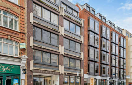 Managed Office for up to 16 People with 2 Executive Rooms | 1,495 Sq. Ft.