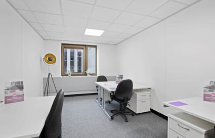 Private Office for up to 20 People | 791 Sq. Ft.
