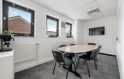 Private Office for up to 6 People | 344 Sq. Ft.