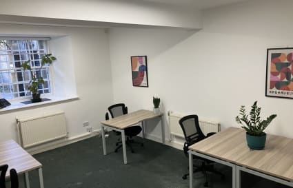 10 Person Private Office | 524 Sq. Ft.