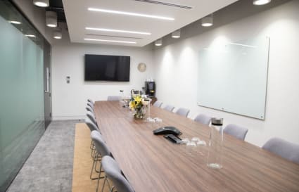 6 Person Private Office | 247 Sq. Ft.