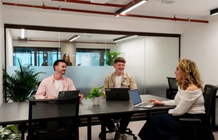 18 Person Serviced Office | 481 Sq. Ft.