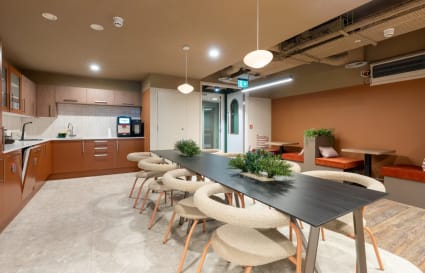 9 Person Private Office in Tottenham Court Road | 271 Sq. Ft.