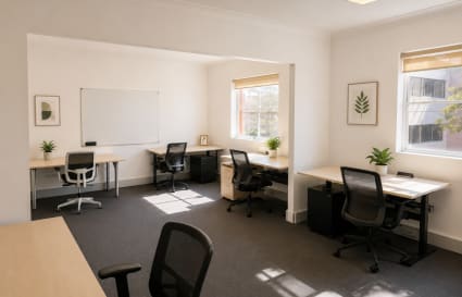 9 Person Private Office in Crows Nest (E3)