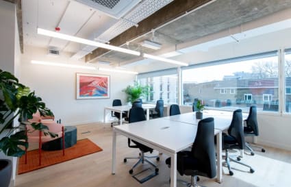 Private Office for up to 8 People | 290 Sq. Ft.