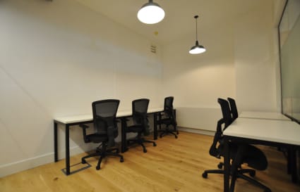 Private Office for up to 16 People | 450 Sq. Ft.