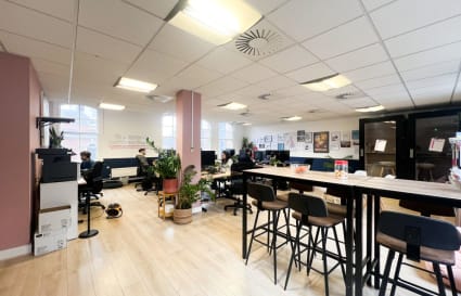 Private Office for up to 6 People | 250 Sq. Ft.