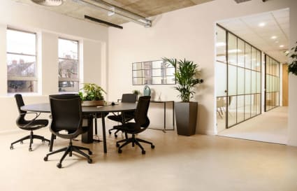6 Person Private Office | 273 Sq. Ft.