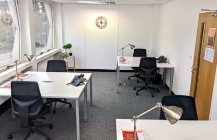 Private Office for 11 Person | 584 Sq. Ft.