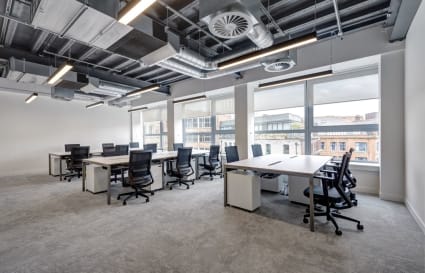 10 Person Private Office