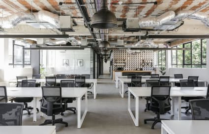 Private Office for up to 36 People with 3 Meeting Rooms & 2 Phone Booths | 1,382 Sq. Ft.