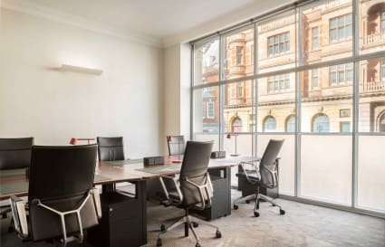 12 Person Private Office | 625 Sq. Ft.