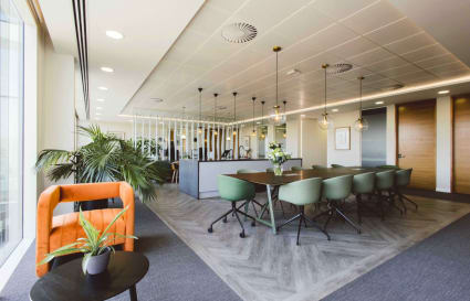 8 Person Internal Private Office | 310 Sq. Ft.
