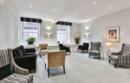 5 Person Office Available | 200 Sq. Ft.