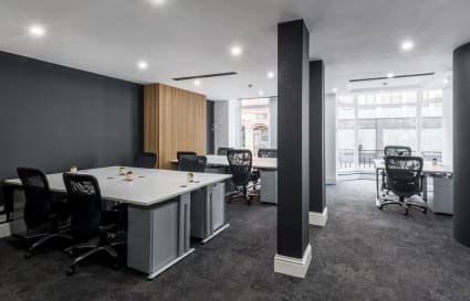 External Private Office for up to 10 People with Dedicated Meeting Room