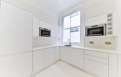 14 Person Private Office | 404 Sq. Ft.