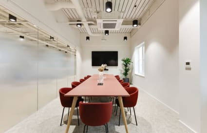 48 Person Private Office with Meeting Room | 1,440 Sq. Ft.