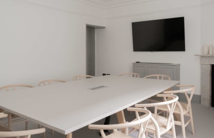 Private Office for up to 4 People | 123 Sq. Ft.