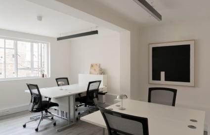 Private Office for up to 6 People | 205 Sq. Ft.