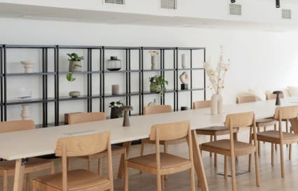 15 Person Managed Office | 592 Sq. Ft.