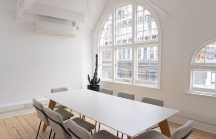 Private Office for up to 4 People | 100 Sq. Ft.