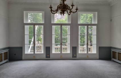 Managed Office for up to 8 People with Meeting Room | 727 Sq. Ft.
