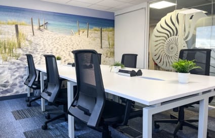 6 Person Serviced Office | 93 Sq. Ft.