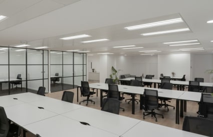 13 Person Private Office | 318 Sq. Ft.