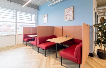28 Person Private Office