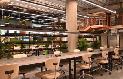 24 Person Serviced Office | 675 Sq. Ft.