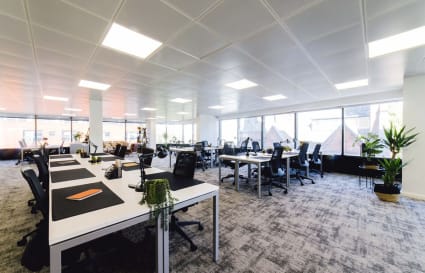 14 Person External Private Office | 580 Sq. Ft.