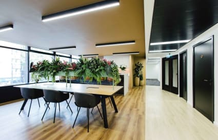 External Private Office for up to 18 People | 735 Sq. Ft.