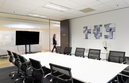 8 Person Internal Private Office in Sydney | 27 sqm
