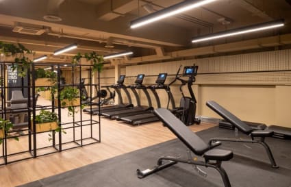 15 Person External Private Office in London | 519 Sq. Ft.