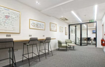10 Person Managed Office with Phone Booth | 504 Sq. Ft.