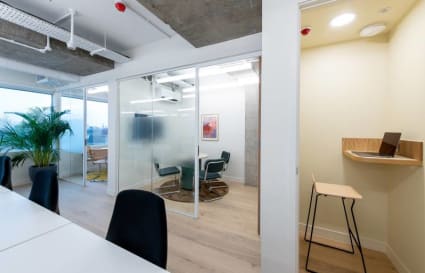 16 Person Private Office with Phone Booth | 460 Sq. Ft.