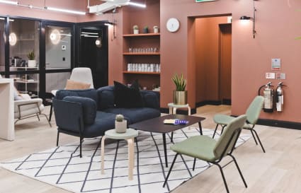 16 Person Private Office | 597 Sq. Ft.