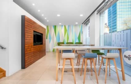 16 Person External Private Office