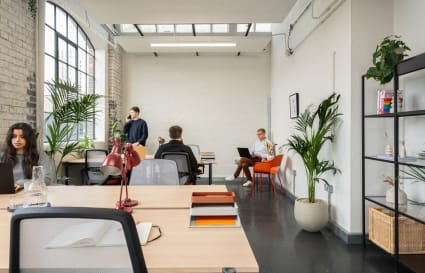 Private Office for up to 6 People | 288 Sq. Ft.