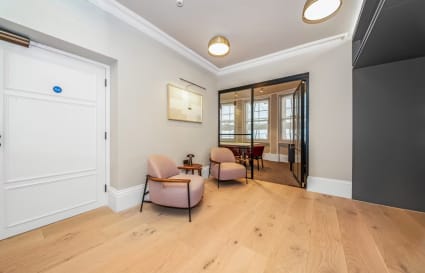 Managed Office for up to 8 People with Meeting Room | 1,152 Sq. Ft.