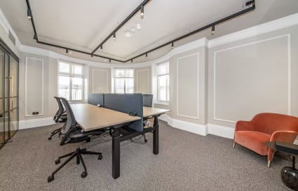Managed Office for up to 8 People with Meeting Room | 1,152 Sq. Ft.