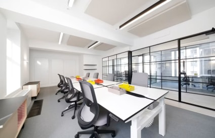 10 Person Office Available | 850 Sq. Ft.
