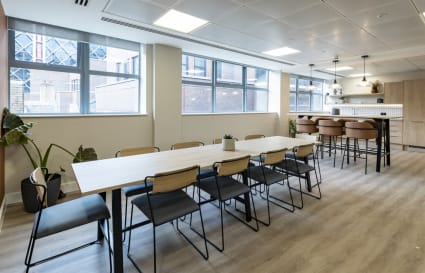 54 Person Managed Office with 4 Meeting Rooms | 5,688 Sq. Ft.
