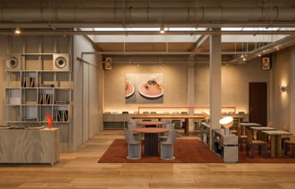 24 Person Private Office | 685 Sq. Ft.