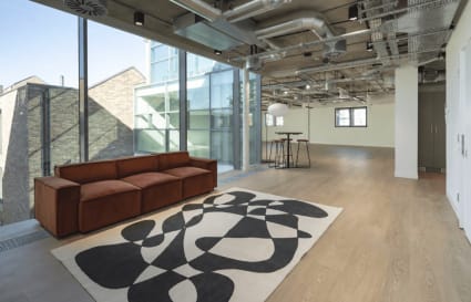 34 Person Managed Office with 2 Meeting Rooms in Camden | 4,321 sq ft