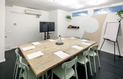 Private Office for up to 6 People | 200 Sq. Ft.