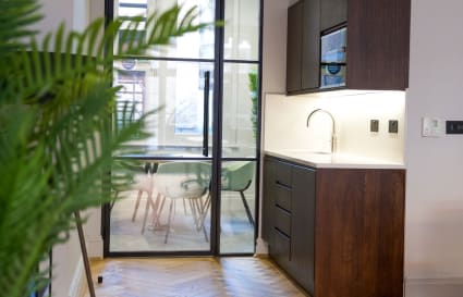 Managed Office for up to 10 People w/ Meeting Room & Kitchen | 462 sqft