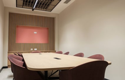 Private Office for up to 16 People | 579 Sq. Ft.