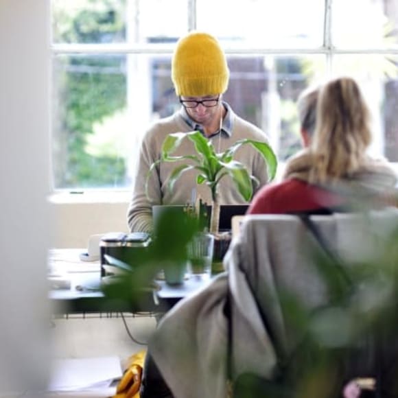 5 Easy Ways to Turn your Office into a Coworking Space