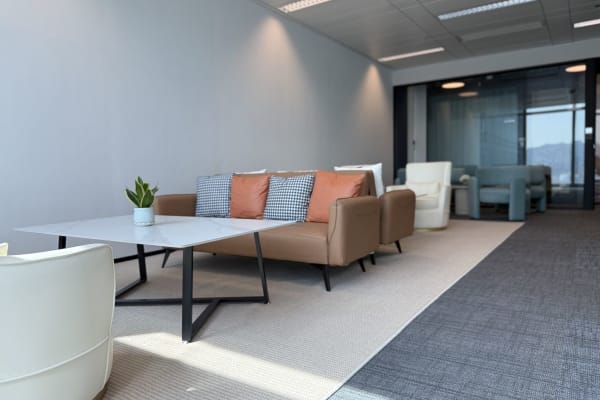 25/F Two Harbour Square, 180 Wai Yip Street, Kwun Tong, Hong Kong Island